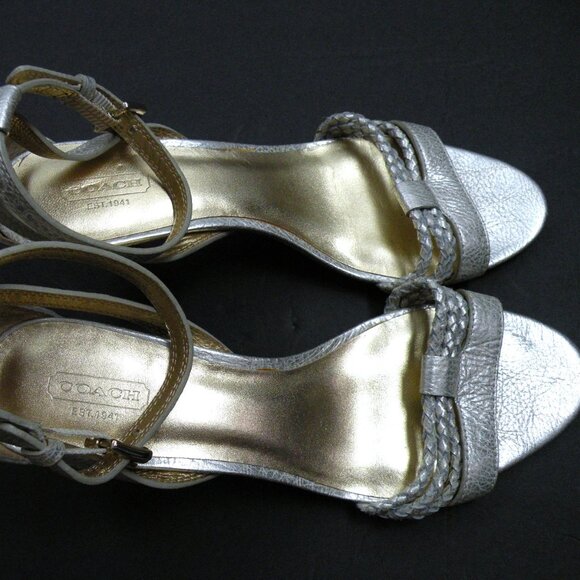 COACH-IEESHA Gold Leather Strappy Kitten Heel Sandals Open Toe 10 - Picture 5 of 7